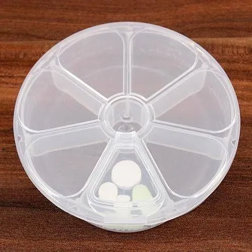 Organisateur de médicaments à 7 compartiments pour une semaine.