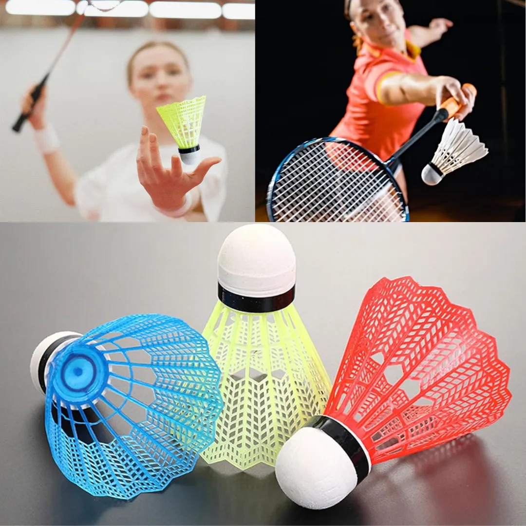 4 volants colorés assortis en tube, pour jeux en intérieur et extérieur.