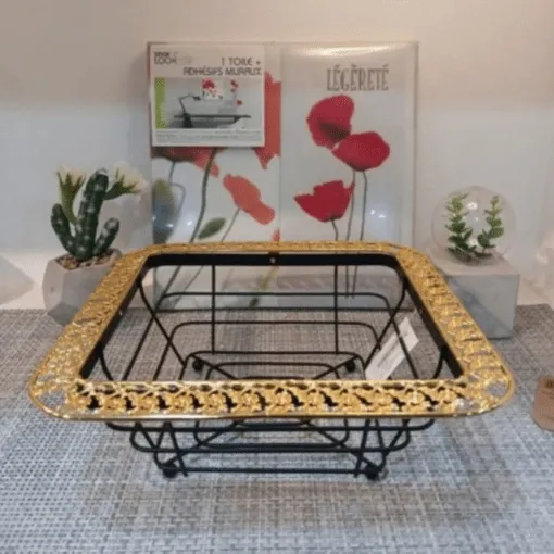 Panier à fruits en métal doré, portable et parfait pour organiser la cuisine.