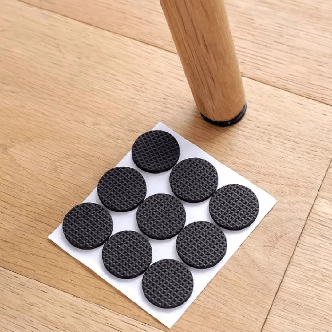 Ensemble de 18 tapis antidérapants adhésifs pour protéger vos meubles des rayures.