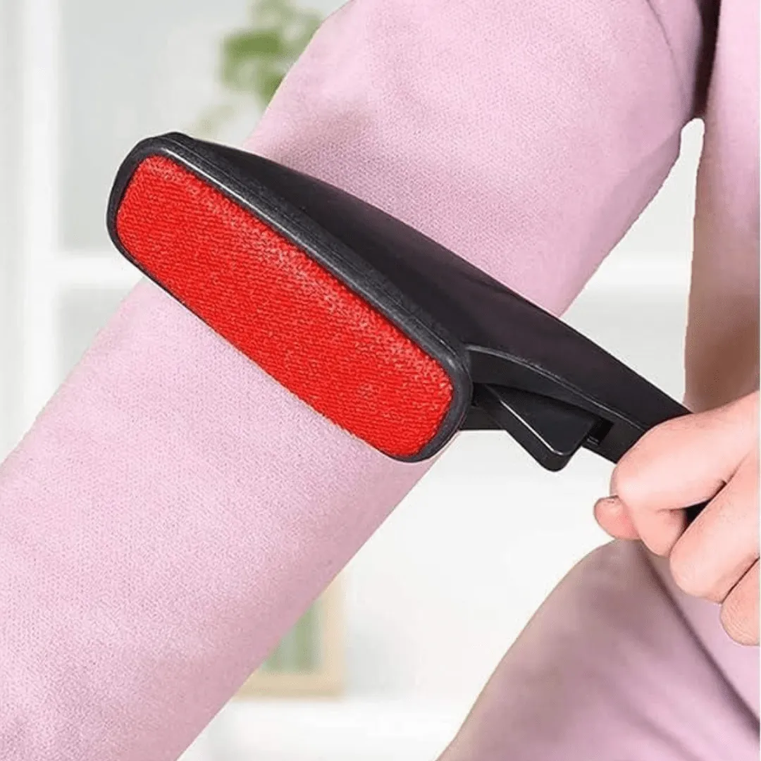 Brosse rotative anti-poils, parfaite pour les vêtements, meubles, tapis et canapés.