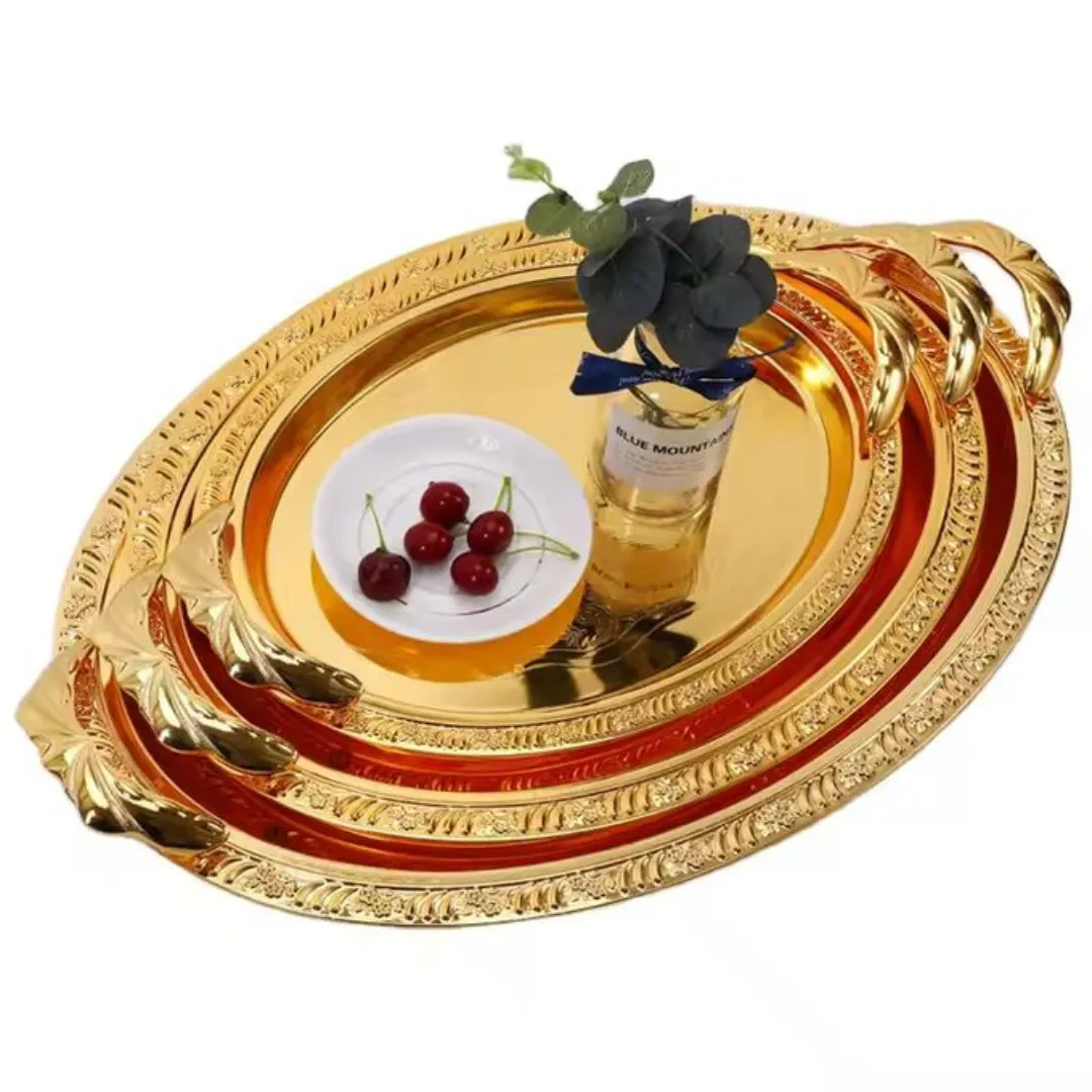 Ensemble de 3 plateaux en métal de haute qualité avec design circulaire pour le service.