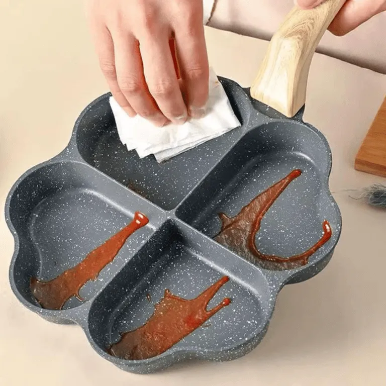 Poêle multifonction pour un petit déjeuner délicieux et rapide
