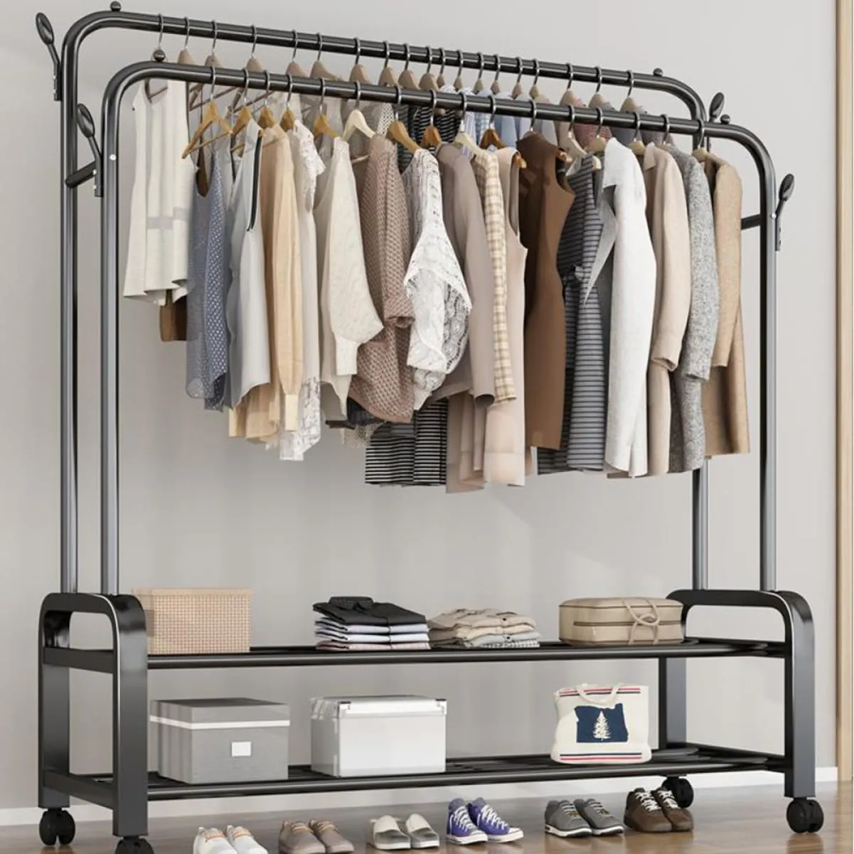 Porte-vêtements pratique pour un placard bien ordonné(en métal pas plastique)