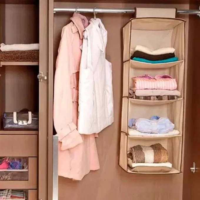 Optimisez votre espace avec notre Armoire en Tissu Polyester Pliable à 4 Mailles Un organisateur intérieur pratique