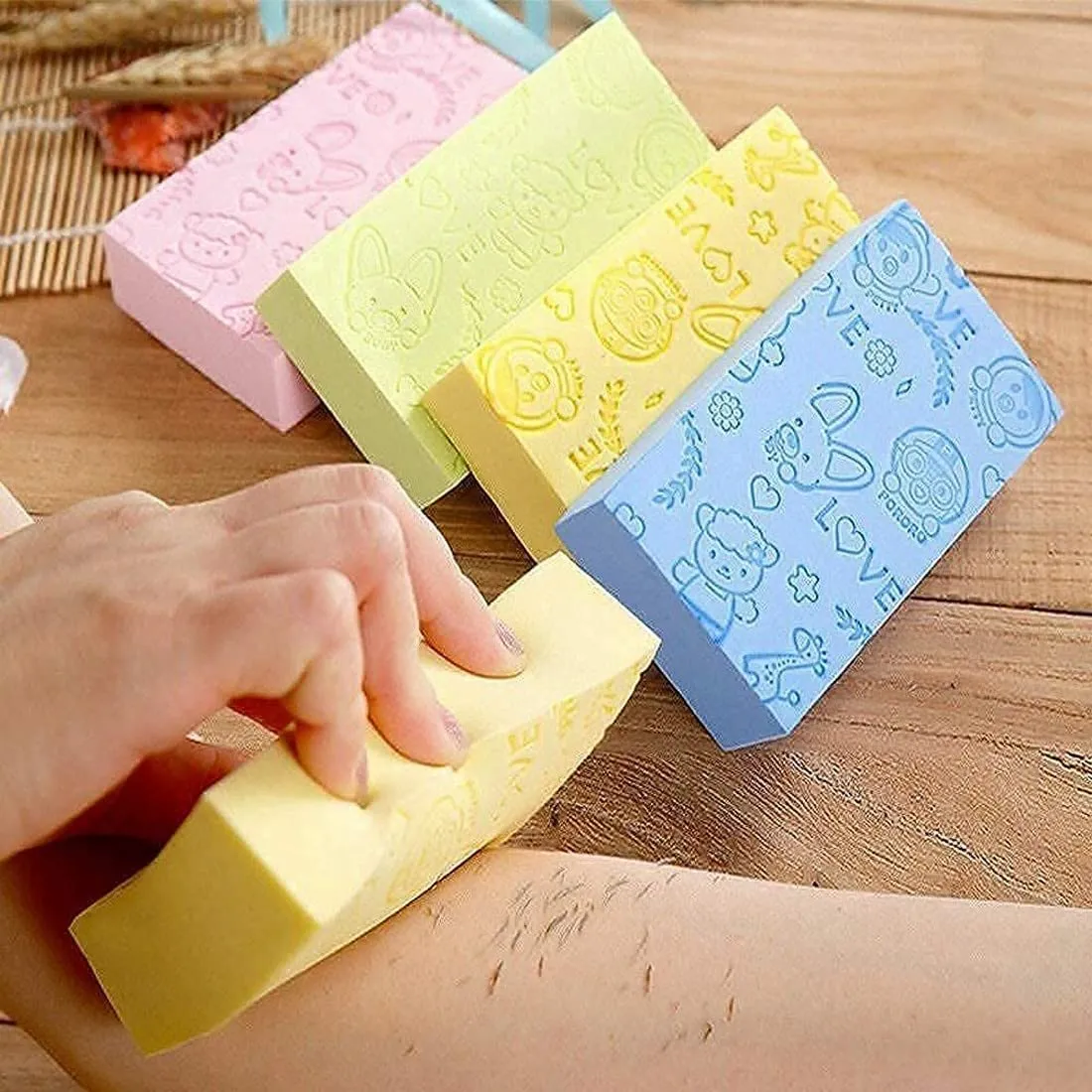Douceur Naturelle Ensemble de 2 Éponges de Bain pour Bébé (colleur aléatoire)