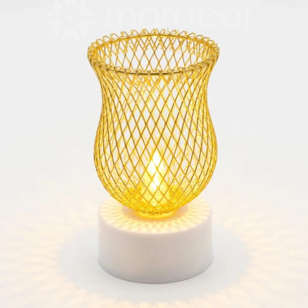 شمعة LED مزخرفة بشبكة فنية من الحديد الذهبي - حامل شموع توليب حديث لأجواء مريحة وغرفة المعيشة والمناسبات الخاصة
