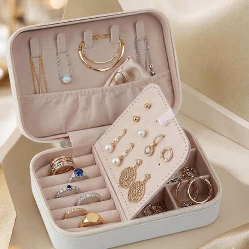 Coffret de bijoux compact pour organiser vos colliers