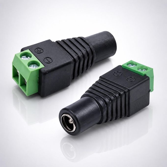 Connecteur d’alimentation femelle pratique et fiable