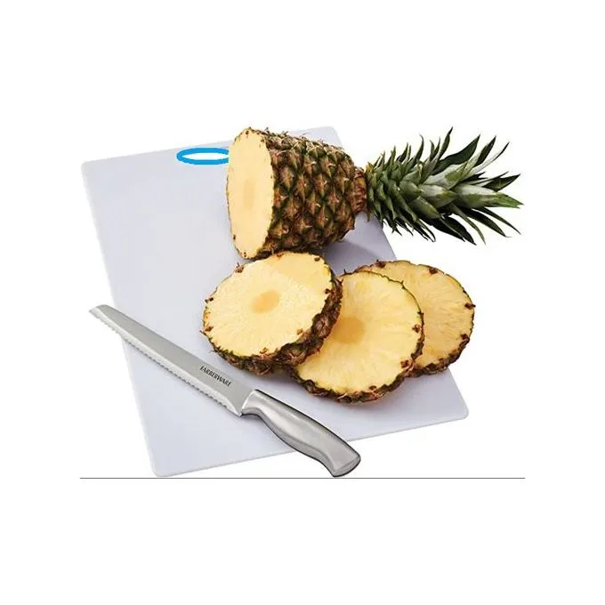 Une Cuisine Bien Organisée Planche à Découper Pratique pour vos Préparations