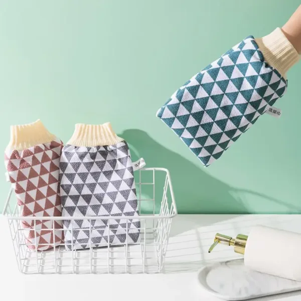 Gant de gommage corporel délicat pour soin de la peau (colleur aléatoire)