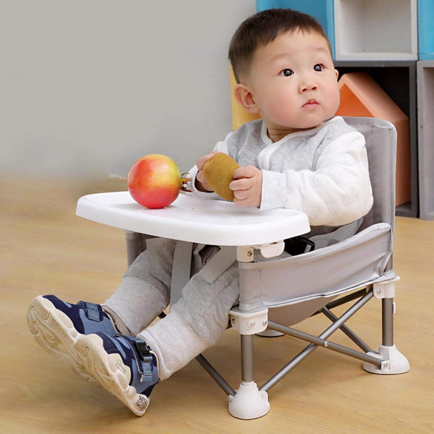 Chaise haute pliante pour bébé avec tablette et rangement, portable et sécurisée